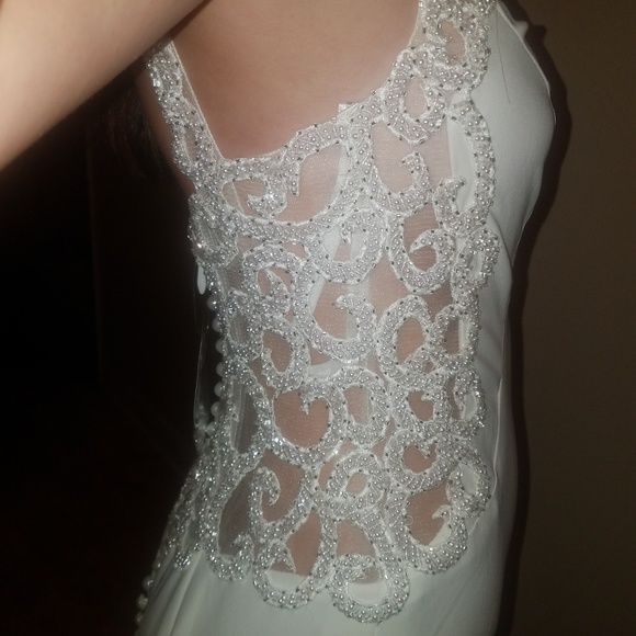 Galina Signature Wedding Dress - Picture 4 of 8